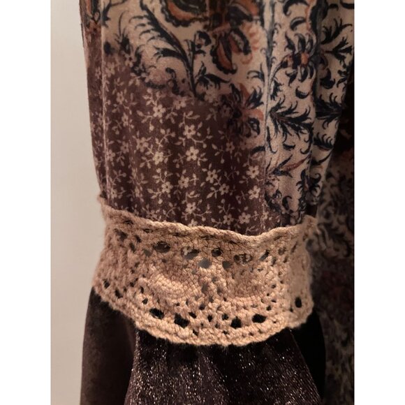 Vintage Y2K brown paisley and velvet bell sleeve 70s look top, lace trim. XL - Picture 3 of 5